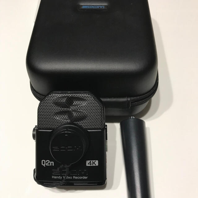 【美品】ZOOM Q2n-4K 高画質4Kカメラ　PCM録音 ケース付きビデオカメラ