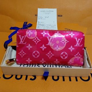 ルイヴィトン(LOUIS VUITTON)の♡美品♡ルイヴィトン ジッピーウォレットバレンタイン限定2021長財布 ヴェルニ(長財布)