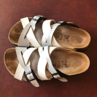 ビルケンシュトック(BIRKENSTOCK)の【Lilyさま】ビルケンシュトック　サンダル(サンダル)