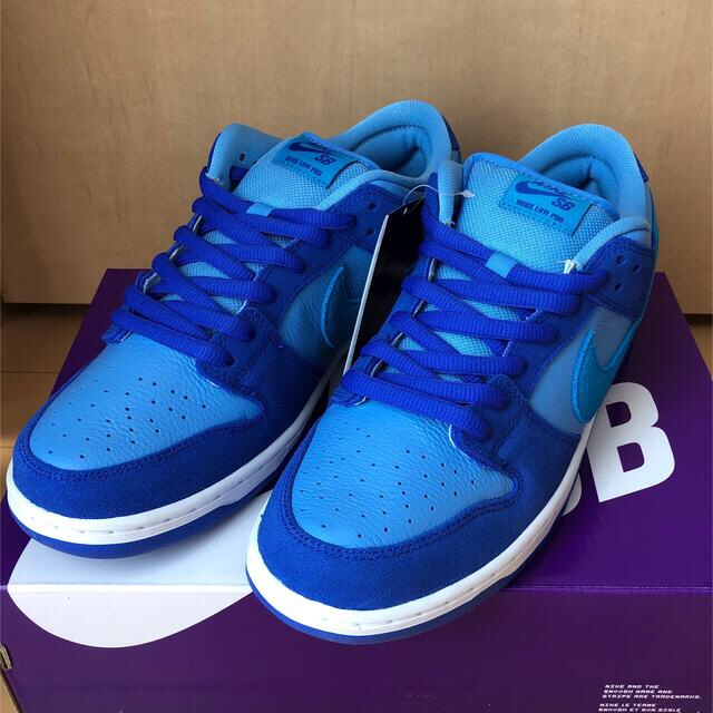 NIKE(ナイキ)の【送料込】28cm NikeSB Dunk Low Blue Raspberry メンズの靴/シューズ(スニーカー)の商品写真