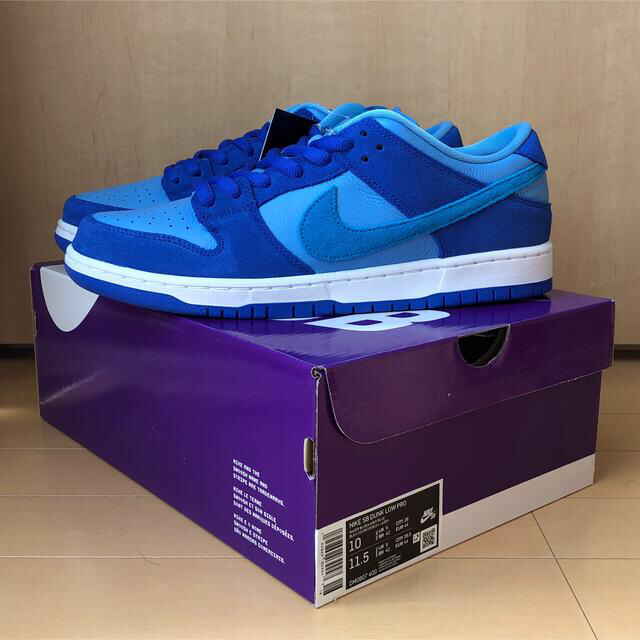 NIKE(ナイキ)の【送料込】28cm NikeSB Dunk Low Blue Raspberry メンズの靴/シューズ(スニーカー)の商品写真