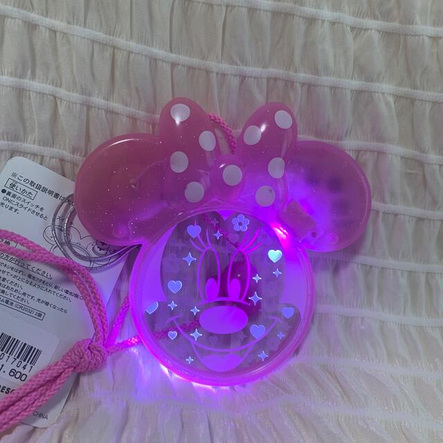 ミニーマウス(ミニーマウス)のミニーのライトペンダント エンタメ/ホビーのおもちゃ/ぬいぐるみ(キャラクターグッズ)の商品写真