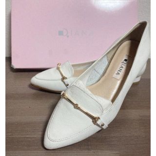 ダイアナ(DIANA)のDIANA 新品未使用 ビット付きフラットパンプス(ハイヒール/パンプス)