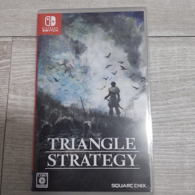 TRIANGLE STRATEGY（トライアングルストラテジー） Switch エンタメ/ホビーのゲームソフト/ゲーム機本体(家庭用ゲームソフト)の商品写真