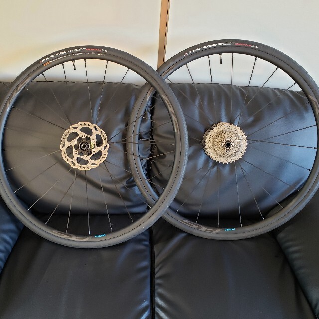 SHIMANO - Shimano wh-rs370ホイール、タイヤ前後セット。美品。の通販