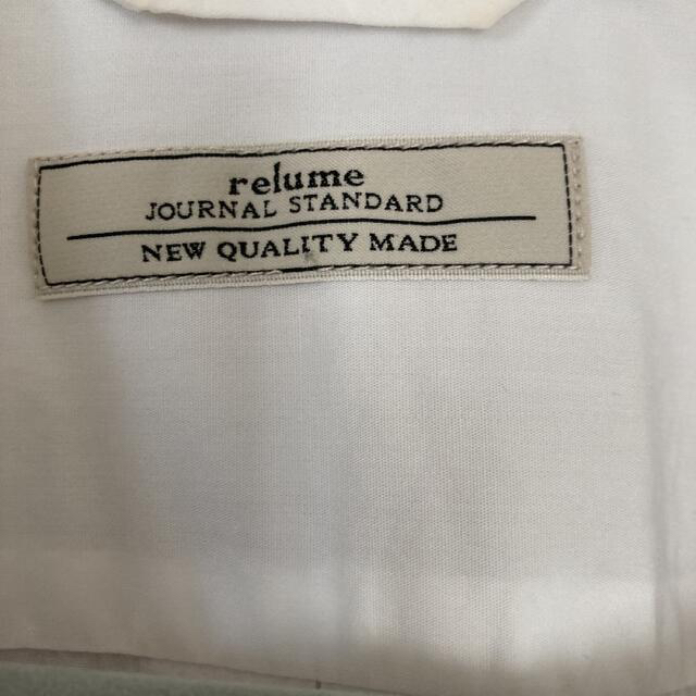 JOURNAL STANDARD relume(ジャーナルスタンダードレリューム)の専用　JOURNAL STANDARD resume 定番 シャツ　F レディースのトップス(シャツ/ブラウス(長袖/七分))の商品写真