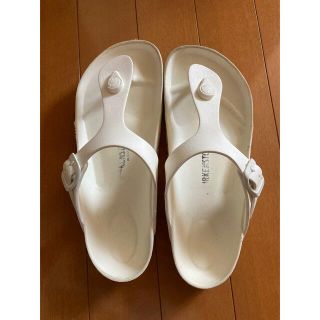 ビルケンシュトック(BIRKENSTOCK)のビルケンシュトックサンダル白トングホワイト37ギゼEVA24(サンダル)