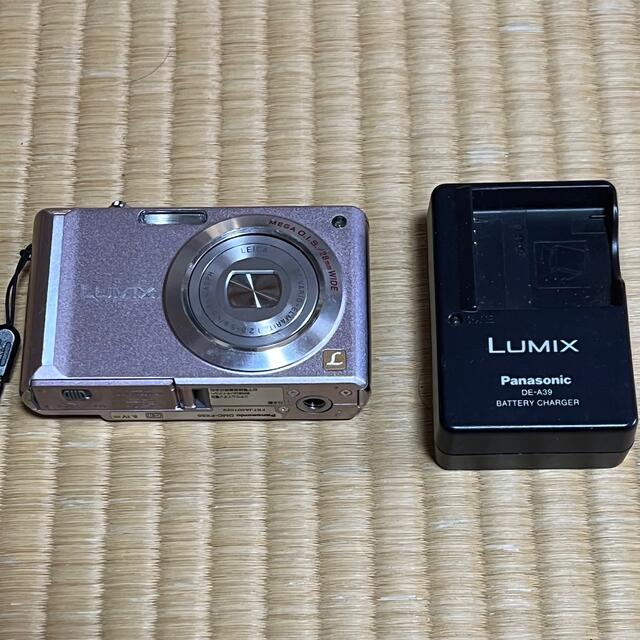 Panasonic(パナソニック)のパナソニックのデジカメ　DMC-FX55 ピンク　ユーズド スマホ/家電/カメラのカメラ(コンパクトデジタルカメラ)の商品写真