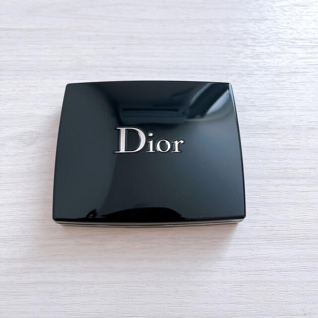 Dior(ディオール)のディオールスキンルージュブラッシュ　601 ホログラム　アトリエオブドリームズ コスメ/美容のベースメイク/化粧品(チーク)の商品写真