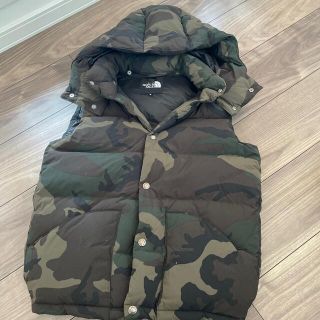 ノースフェイス(THE NORTH FACE) 迷彩 ダウンベスト(メンズ)の通販 57