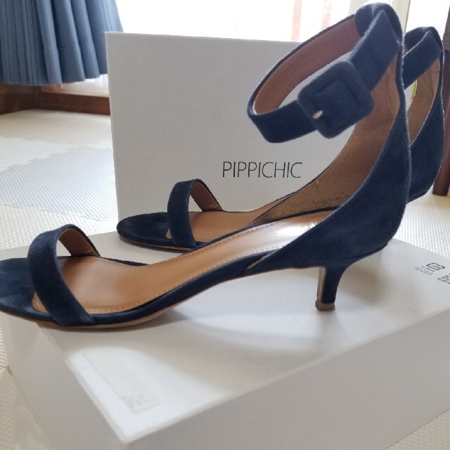 Pippi(ピッピ)のPIPPICHIC スエードアンクルストラップ　23.5cm レディースの靴/シューズ(サンダル)の商品写真