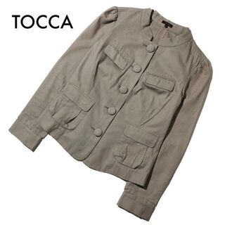 トッカ(TOCCA)のトッカ ミリタリージャケット くるみボタン カーキ 2 M 薄手羽織り 古着(ノーカラージャケット)