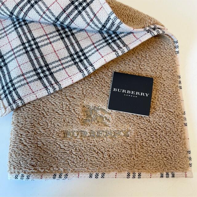 BURBERRY(バーバリー)のBURBERRY タオルハンカチ レディースのファッション小物(ハンカチ)の商品写真