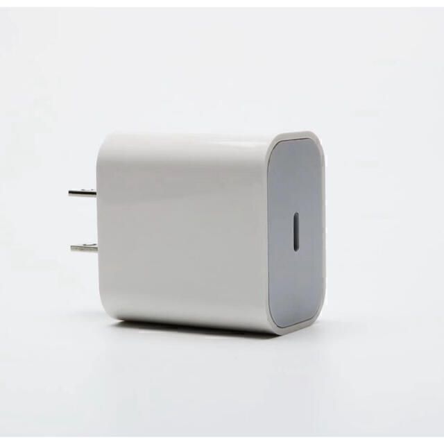 急速充電器　iPhone 20w タイプC アダプター スマホ/家電/カメラのスマートフォン/携帯電話(バッテリー/充電器)の商品写真
