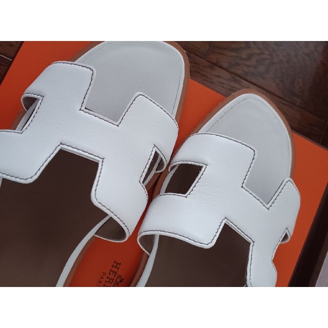 Hermes(エルメス)のエルメス　サンダル　オランホワイト レディースの靴/シューズ(サンダル)の商品写真
