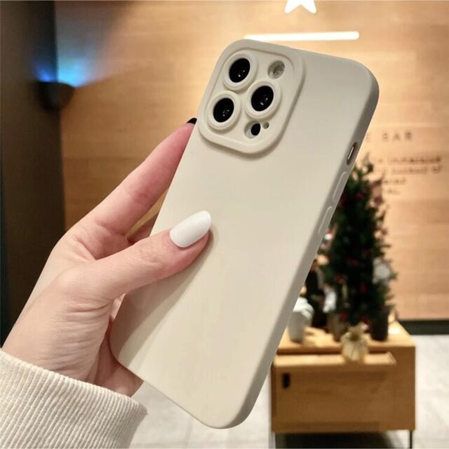 【匿名発送】シンプルスマホケース　アイボリー(iPhone 13 mini) スマホ/家電/カメラのスマホアクセサリー(iPhoneケース)の商品写真