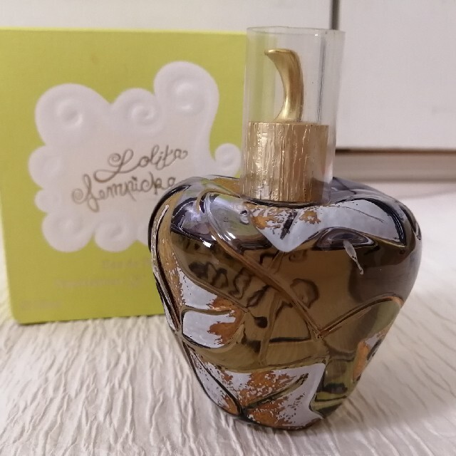 ロリータ レンピカ 香水 100ml りんご オープニング 大放出セール