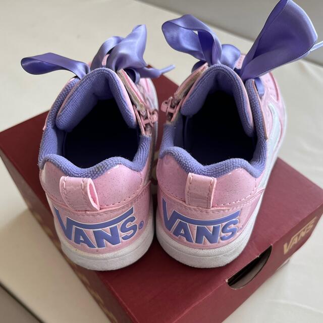VANS(ヴァンズ)のvans スニーカー　17.0 女の子 キッズ/ベビー/マタニティのキッズ靴/シューズ(15cm~)(スニーカー)の商品写真
