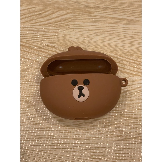 Apple(アップル)のLINE FRIENDS ブラウン airpods proケース スマホ/家電/カメラのオーディオ機器(ヘッドフォン/イヤフォン)の商品写真