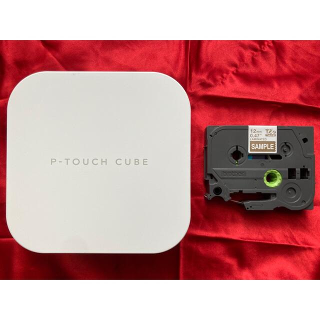 brother(ブラザー)の【美品】テープ2本付 P-TOUCHCUBEラベルプリンター PT-P300BT インテリア/住まい/日用品のオフィス用品(OA機器)の商品写真