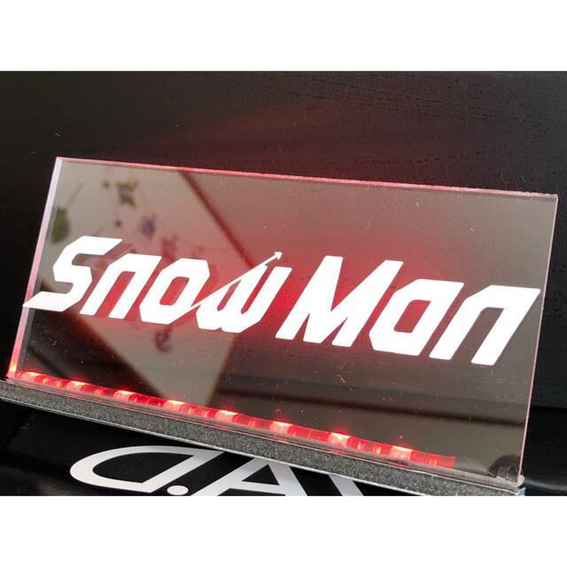 スノーマンSnowMan 12色に光る 変わる 魅せる アクリルプレート 自動車/バイクの自動車(車内アクセサリ)の商品写真