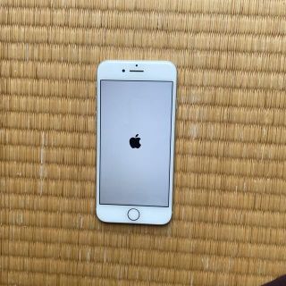 アイフォーン(iPhone)のiPhone 8 Silver 64 GB SIMフリー(スマートフォン本体)