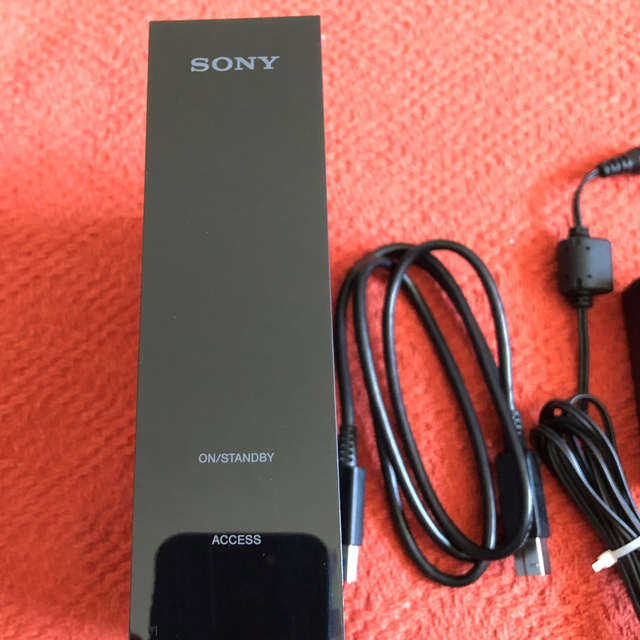 SONY(ソニー)のSONY HD-D2 外付けHDD 2TB スマホ/家電/カメラのPC/タブレット(PC周辺機器)の商品写真