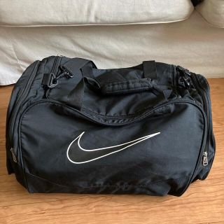 ナイキ(NIKE)のナイキショルダーボストンバッグ(ボストンバッグ)