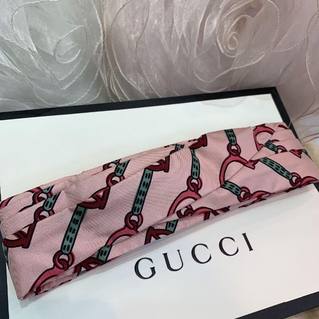☆未使用品☆GUCCI グッチ ヘアバンド ライトピンク シルク 【期間限定