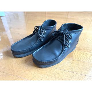 クラークス(Clarks)のクラークス　ワラビーブーツ　ブラックレザー(ブーツ)