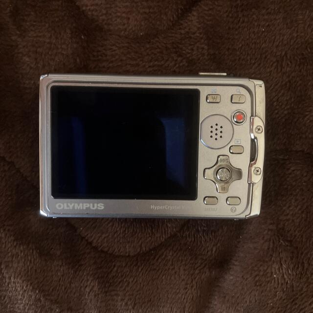 オリンパスμTOUGH-6020中古品　 スマホ/家電/カメラのカメラ(コンパクトデジタルカメラ)の商品写真