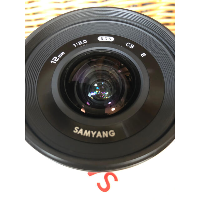 美品 サムヤン SAMYANG f2.0 12mm eマウントレンズ スマホ/家電/カメラのカメラ(レンズ(単焦点))の商品写真