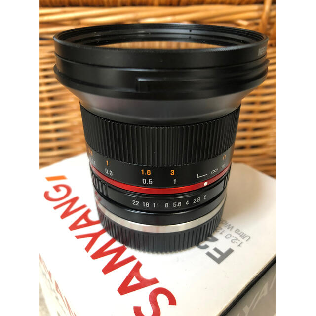 美品 サムヤン SAMYANG f2.0 12mm eマウントレンズ スマホ/家電/カメラのカメラ(レンズ(単焦点))の商品写真