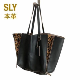 スライ(SLY)のSLYスライのレザートートバッグ　バイカラー　黒×レオパードヒョウ柄(トートバッグ)