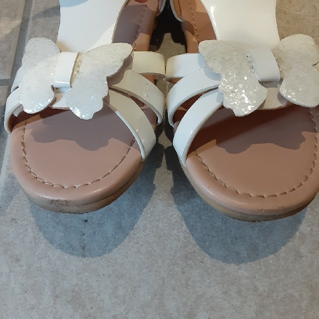 H&M(エイチアンドエム)のH&M　子ども　サンダル　US9.5(16.5cm) キッズ/ベビー/マタニティのキッズ靴/シューズ(15cm~)(サンダル)の商品写真