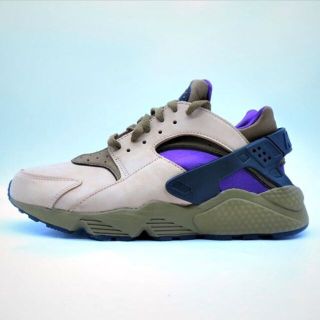 ナイキ(NIKE)の NIKE 2021 AIR HUARACHE LEPRALINE (スニーカー)