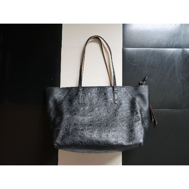 MCM - ★人気 格安 MCM レザートートバッグ 黒 定番人気 ブランドバッグ