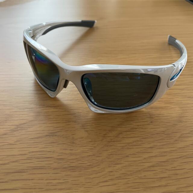 OAKLEY サングラス　ホワイトクローム