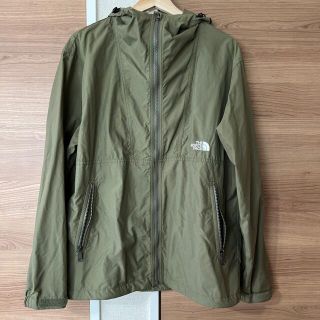 「THE NORTH FACE コンパクトジャケット カーキ」に近い商品