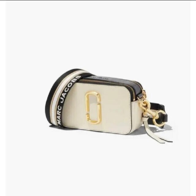 MARC JACOBS(マークジェイコブス)の※mii様専用※ MARC JACOBS カメラバッグ オフホワイト レディースのバッグ(ショルダーバッグ)の商品写真