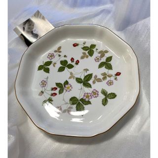 ウェッジウッド(WEDGWOOD)のWEDGWOOD   ワイルド ストロベリー　オクタゴナルディッシュ(L)(食器)