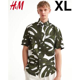 エイチアンドエム(H&M)の新品 H&M  リゾートシャツ アロハシャツ 葉 XL ユニクロ ZARA(シャツ)
