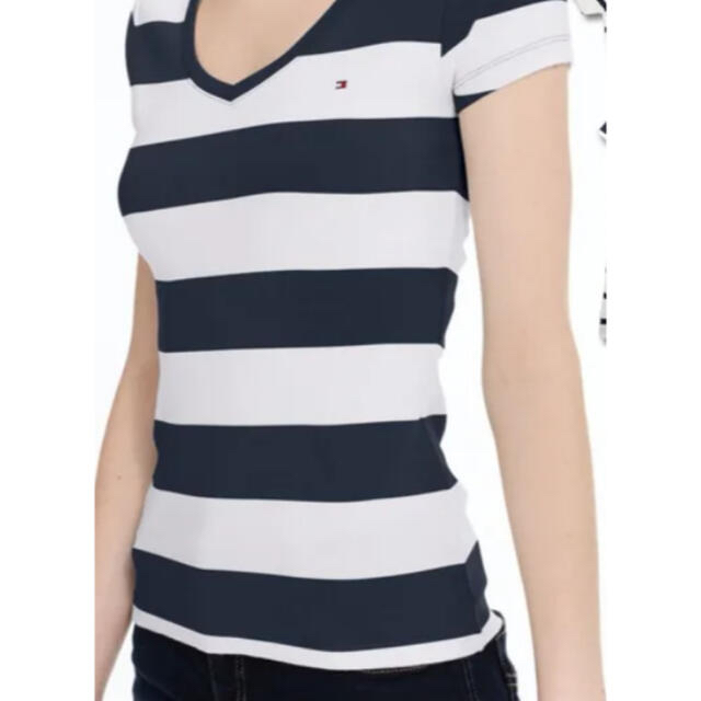 TOMMY HILFIGER(トミーヒルフィガー)のTOMMY HILFIGER VネックTシャツ　ボーダー　Mサイズ レディースのトップス(Tシャツ(半袖/袖なし))の商品写真