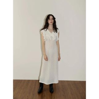 Verybrain Shirring Lace V-neck Dress