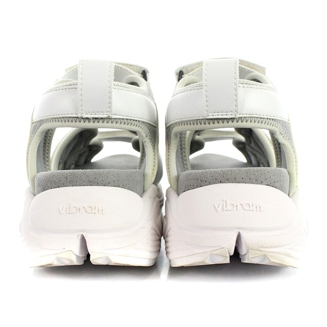 WHITE MOUNTAINEERING(ホワイトマウンテニアリング)のホワイトマウンテニアリング スポーツサンダル 厚底 24cm 白 レディースの靴/シューズ(サンダル)の商品写真