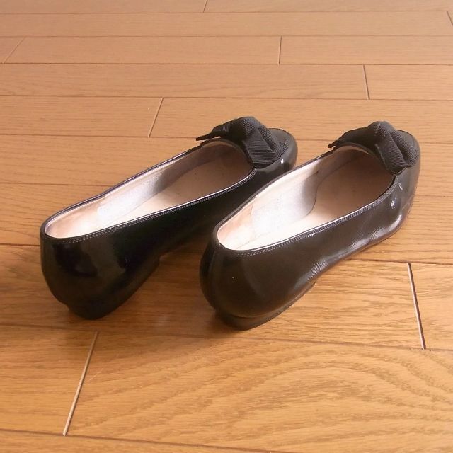 Salvatore Ferragamo(サルヴァトーレフェラガモ)のサルヴァトーレ フェラガモ パンプス 5 22cm 黒 ブラック レディース 靴 レディースの靴/シューズ(ハイヒール/パンプス)の商品写真