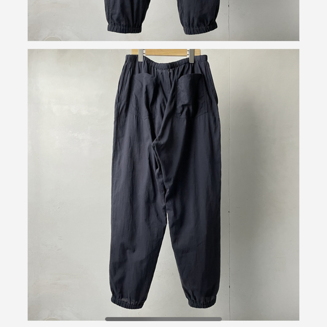 COMOLI(コモリ)のcomoli  22ss COTTON OXFORD DRAWSTRING  メンズのパンツ(スラックス)の商品写真