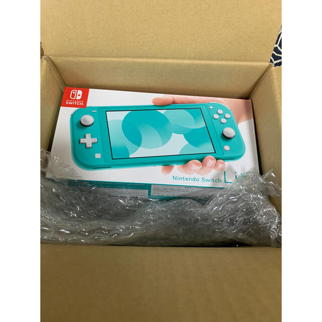 Nintendo Switch(ニンテンドースイッチ)のNintendo Switch lite ターコイズ　新品未開封 エンタメ/ホビーのゲームソフト/ゲーム機本体(携帯用ゲーム機本体)の商品写真