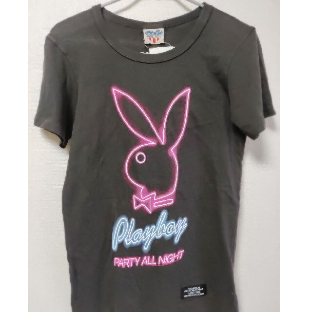 JUNK FOOD(ジャンクフード)の新品　PLAYBOY プレイボーイ　Tシャツ　JUNKFOOD RNA　Sくらい レディースのトップス(Tシャツ(半袖/袖なし))の商品写真