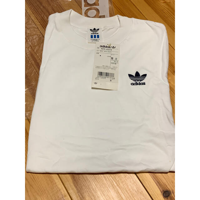 adidas(アディダス)のadidas 半袖Tシャツ　白　S(160) スポーツ/アウトドアのランニング(ウェア)の商品写真